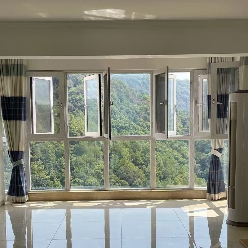 Finestre a battente insonorizzate dal design moderno con profilo in alluminio a taglio termico per la riduzione del rumore