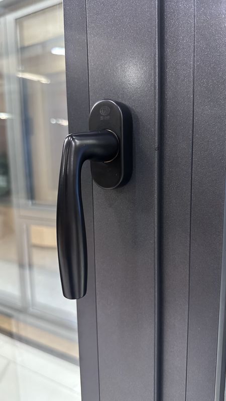 Finestra scorrevole in alluminio certificata NFRC con lega di alluminio di grado aeronautico 6060 T66 e fascia di rottura termica in nylon PA66